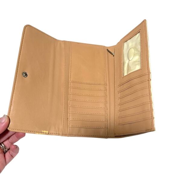 Guess Wallet - Black & Cream/Tan with Studded Detail - Nearly New! - Picture 4 of 9